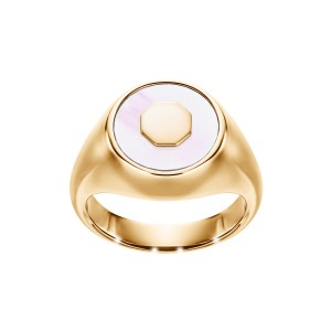 Yellow Gold Signet Ring With Mother Of Pearl